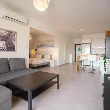 Apartment A51 Helena-caesar Blue